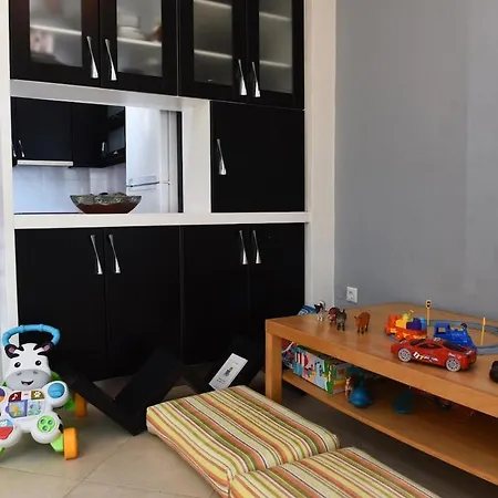 Coastal Horizon Apartment