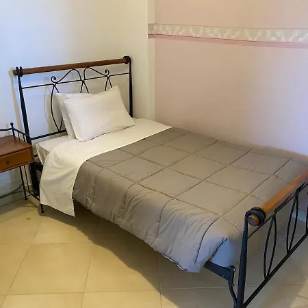 Coastal Horizon * Míloi